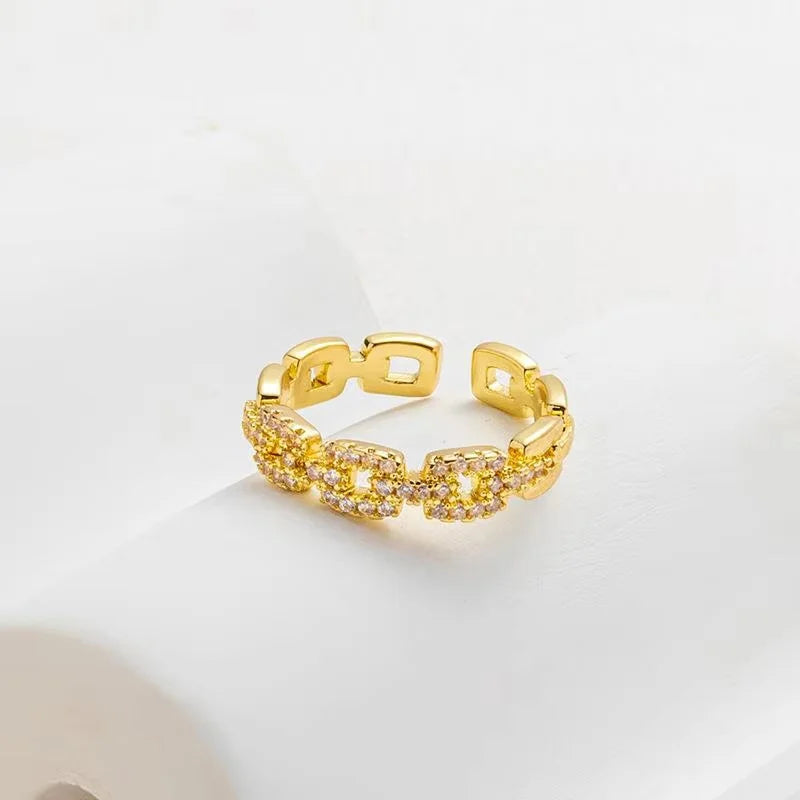 Classical Romantic Hollow Chain Decorative Ring Suitable For Women To Wear Fashionable Jewelry For Summer Travel